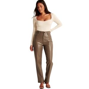 Abercrombie & Fitch 90’s Straight Ultra High Rise Vegan Leather Pants SIZE 30/10